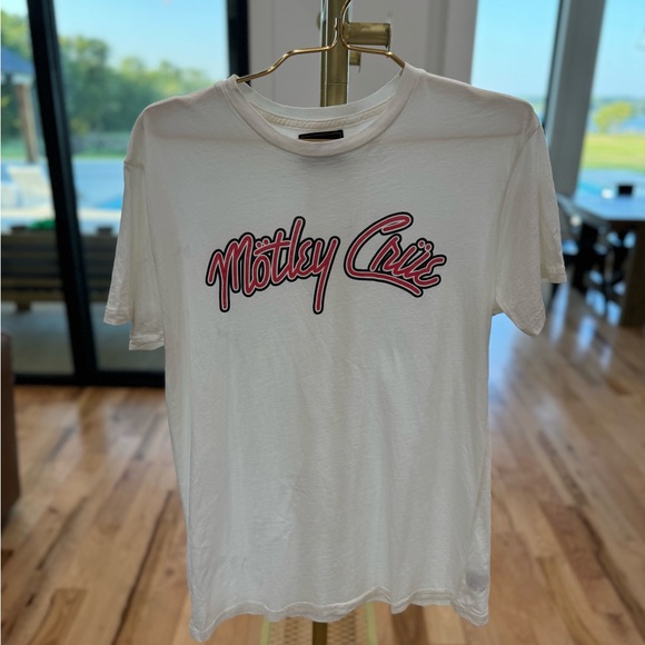 MOTLEY CRUE - RETROBBRAND LOS ANGELES - Small Vintage Tee! 🎸 - Picture 1 of 5